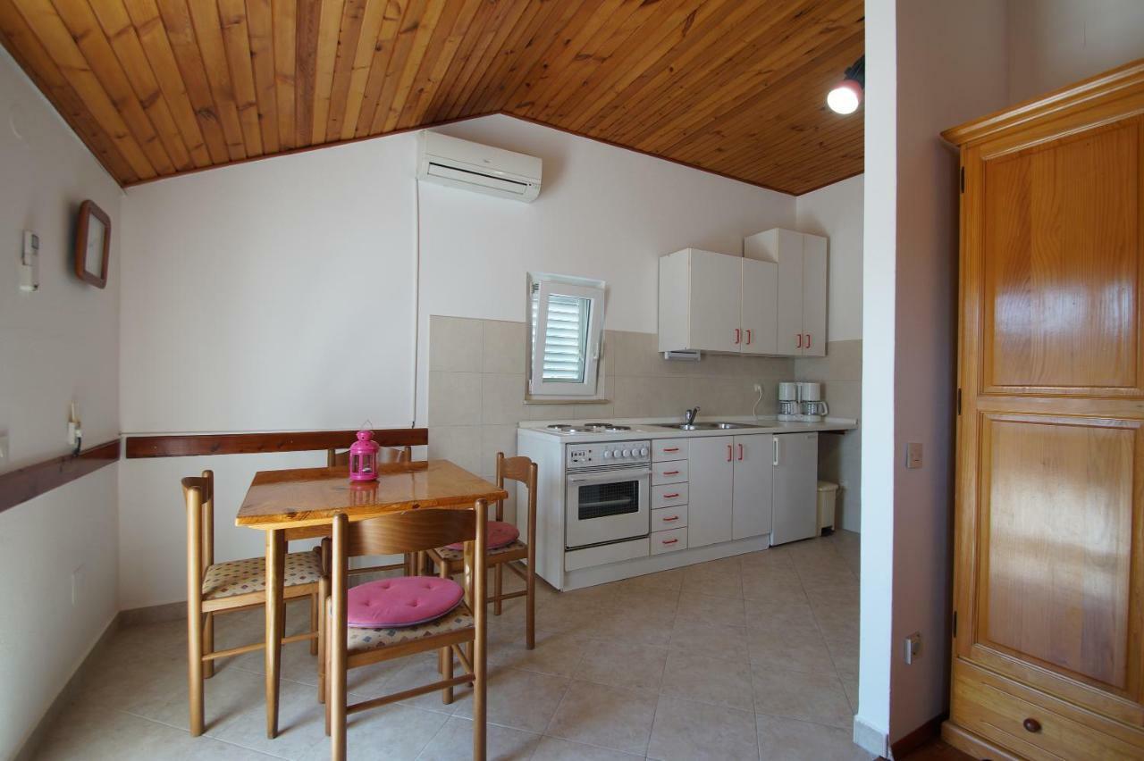 Apartments Suda 룸바르다 외부 사진