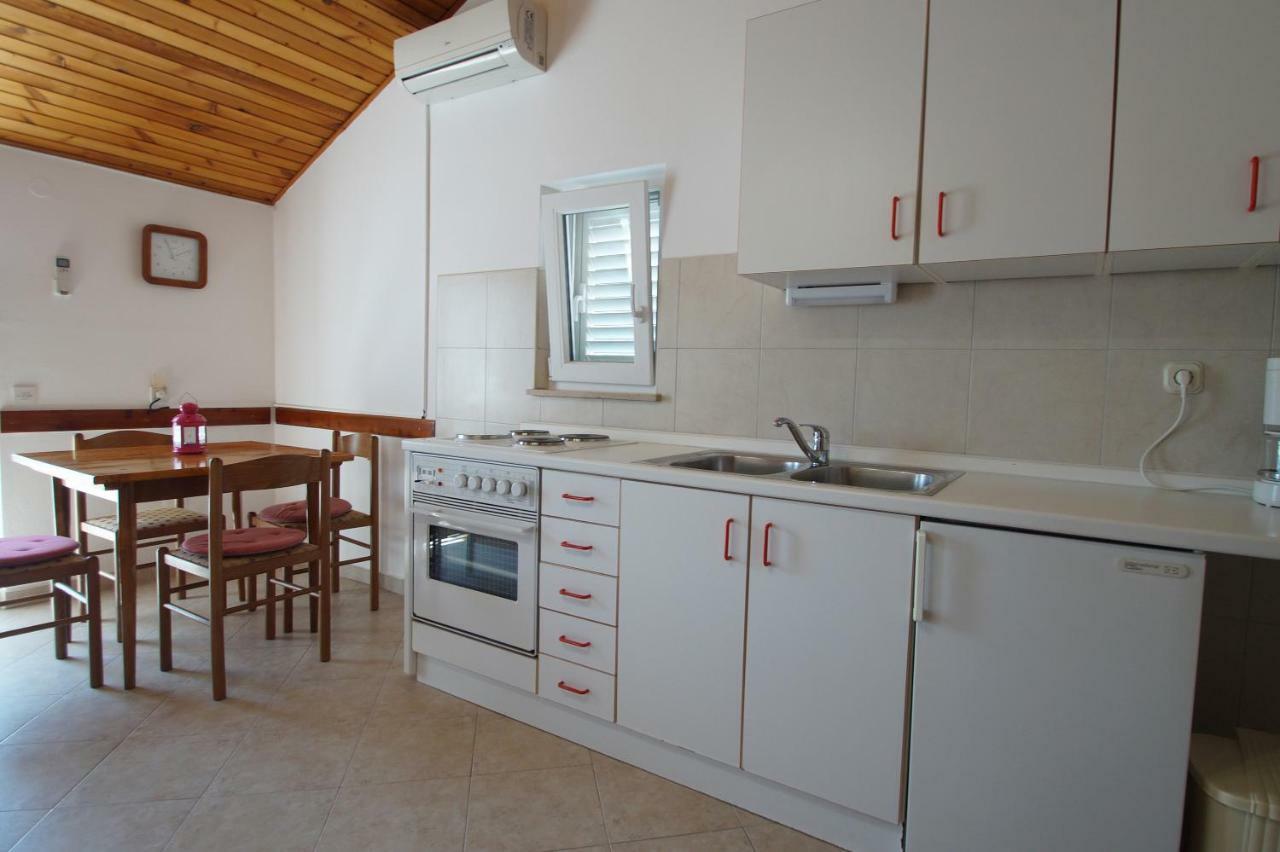 Apartments Suda 룸바르다 외부 사진